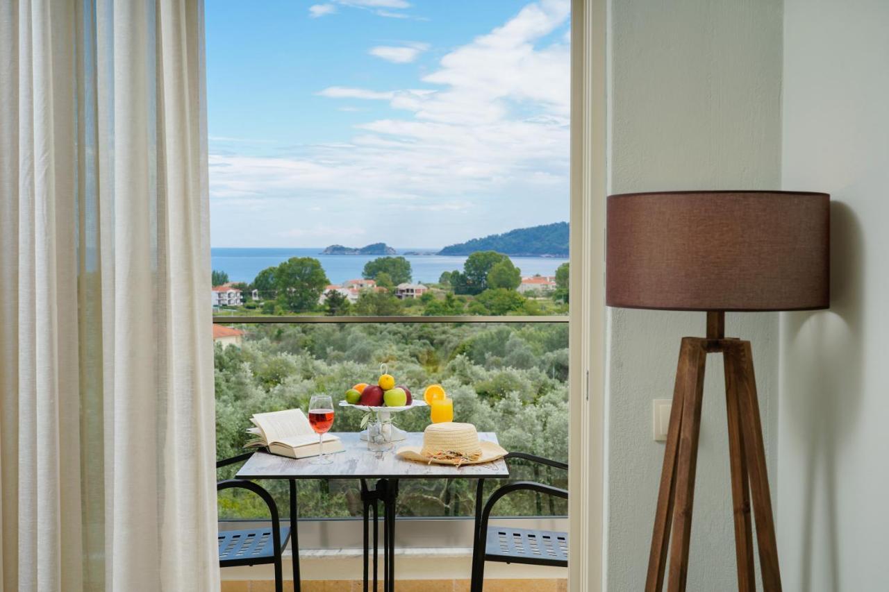 Mon Avis Boutique Hotel Chrisi Ammoudia Eksteriør billede